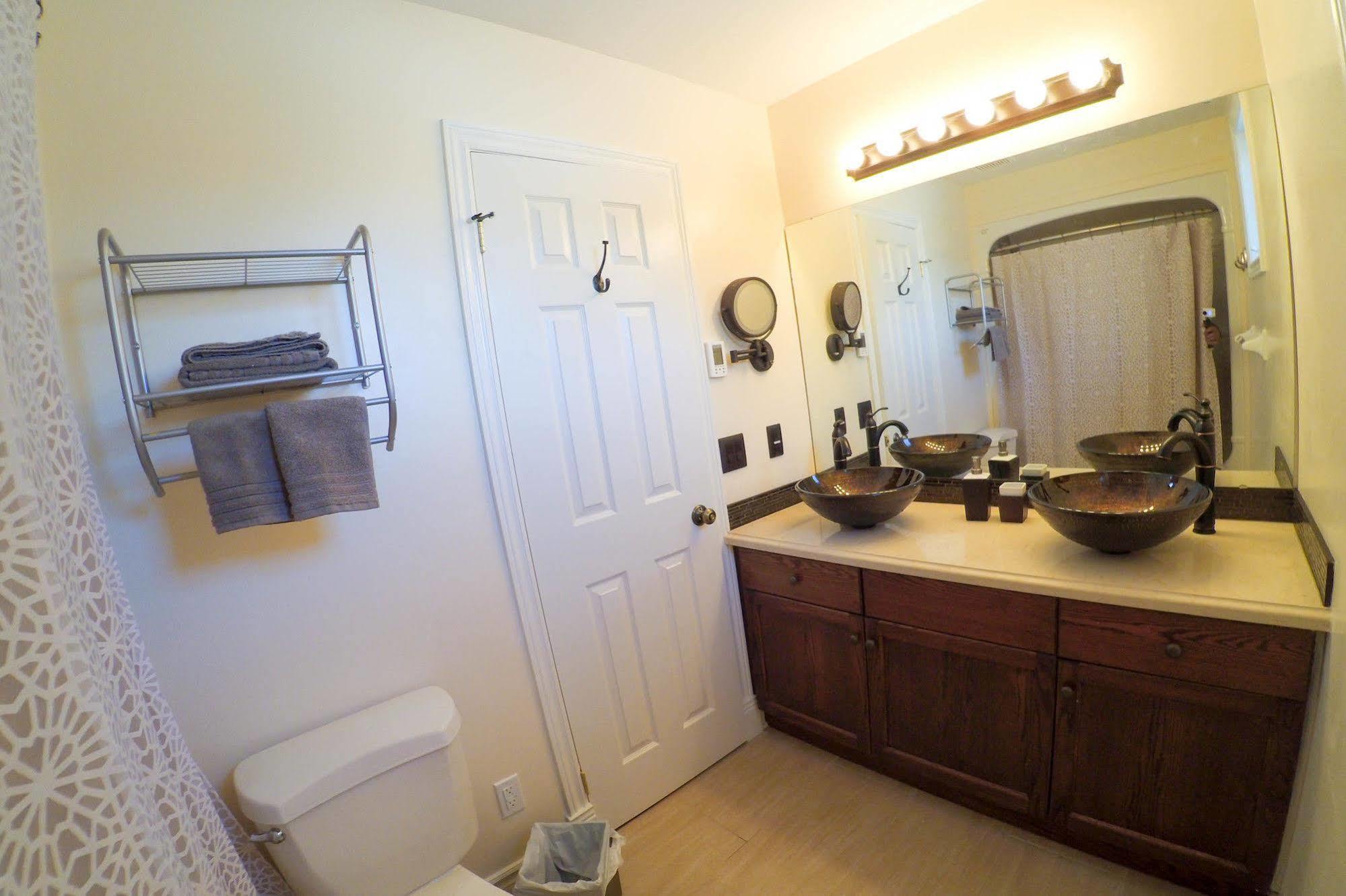 Blue Skies Bed & Breakfast Bed & Breakfast 5*